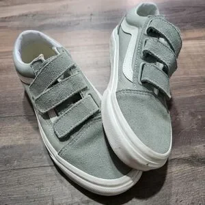 Green vans velcro deals